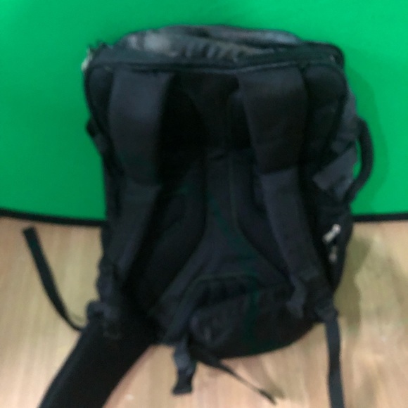 Handpainted Tortuga backpack - Picture 2 of 2